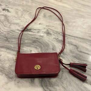 Coach leather small bohemian style, crossbody bag